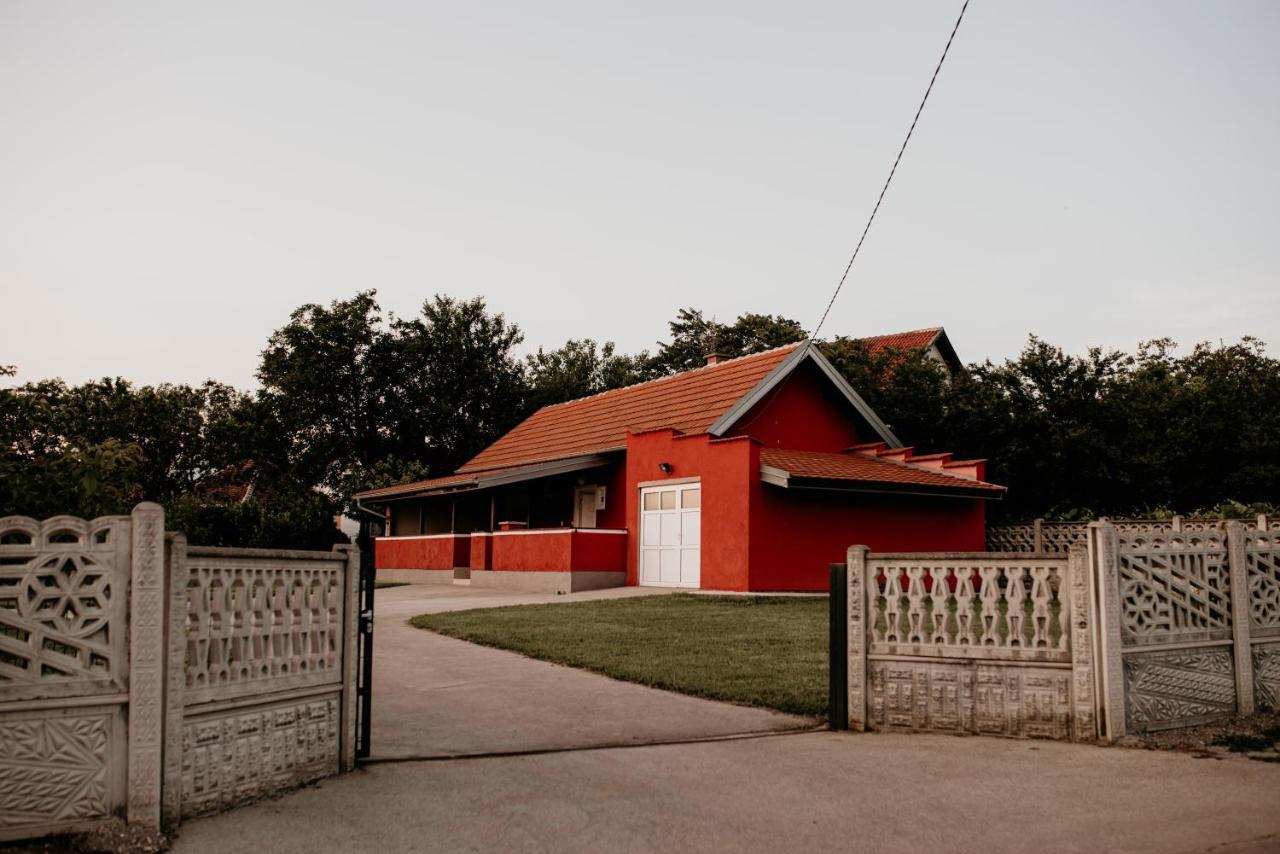 Villa Vikendica Castanea Banja Zdrelo Petrovac na Mlavi Esterno foto